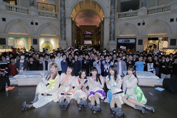 i☆Risの17thシングル「Endless Notes」発売記念イベントを教会広場で開催！山北早紀さんは「新曲は新しい門出を迎える皆さんの背中を押せる曲」とコメント