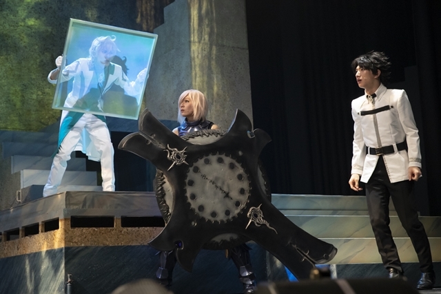 『Fate/Grand Order THE STAGE -絶対魔獣戦線バビロニア-』東京公演ゲネプロレポート｜手に汗握る迫力のアクションと、ギルガメッシュとエルキドゥの関係性が見どころに！の画像-2