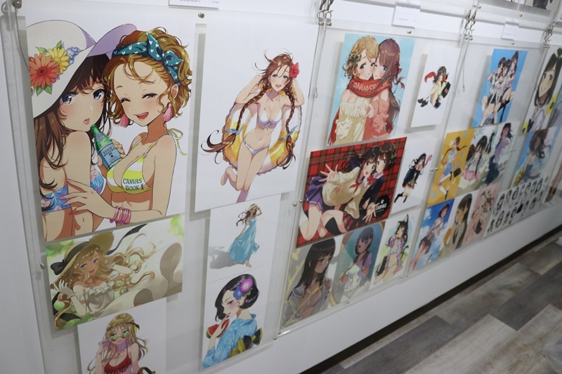 森倉円さん初個展『Girl Friend』をレポート！ オリジナル美少女作品の展示だけでなく『キズナアイ』などの商業作品も一堂に集結！の画像-6