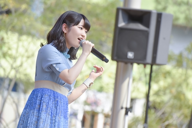 声優・歌手の東山奈央さん2ndアルバム『群青インフィニティ』発売記念イベント「うぉーうぉーしようぜ！！」の公式レポートが到着！