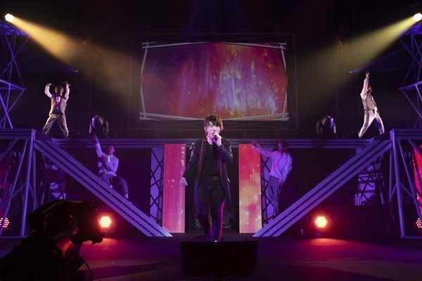 声優アーティスト“羽多野渉”の未来と進化で魅せた『Wataru Hatano Live Tour 2019 -Futuristic-』夜の部をレポート♩