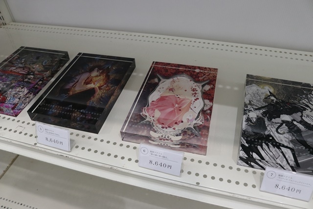 Ryota-Hさん初個展「Arbuscule」をレポート！『FGO』などの版権イラストだけでなく完全ハンドメイドのシルバーアクセサリーの展示・受注販売も！-23