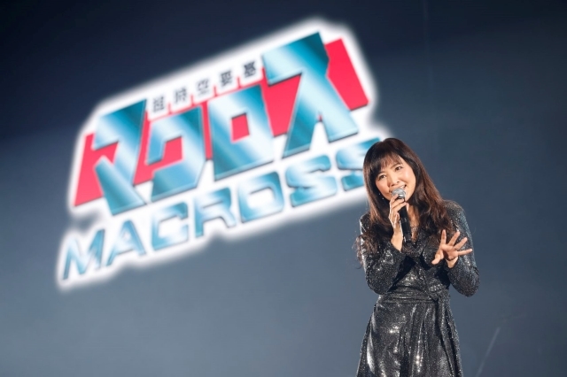 スペシャルゲストの坂本真綾さんが『トライアングラー』を熱唱！　時空を超えた一夜となった「Macross CROSSOVER LIVE 2019」公式レポートの画像-1