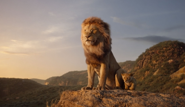 実写映画『ライオン・キング』偉大な王ムファサとひとり息子シンバのキャラクターをおさらい！　プライドランドを背負う2頭の“王”に注目！の画像-2