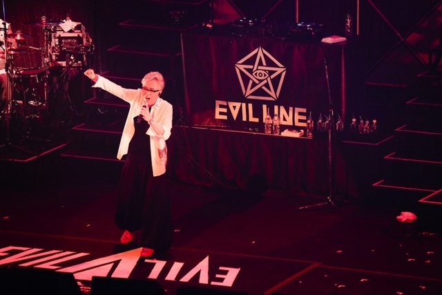 EVIL LINE RECORDS設立5周年記念ライブにイヤホンズやヒプノシスマイク“The Dirty Dawg”ら豪華アーティストが共演！音楽史に残る大熱狂の一夜が終幕の画像-74