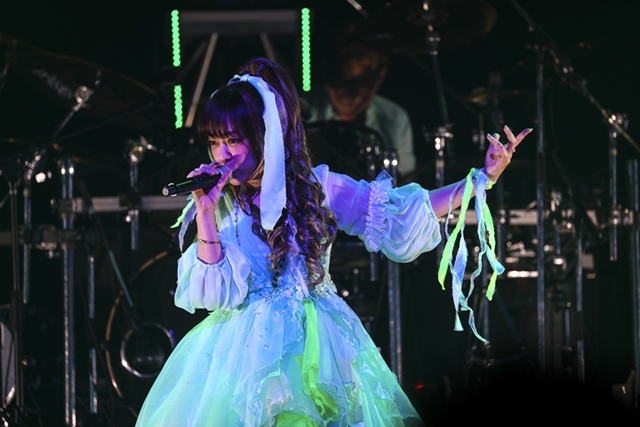 KOTOKOさんのアルバム「tears cyclone -醒-」を携えてのライブツアーファイナル公演より公式レポ到着！　「恋愛CHU!」や「さくらんぼキッス～爆発だも～ん～」などを披露！-2