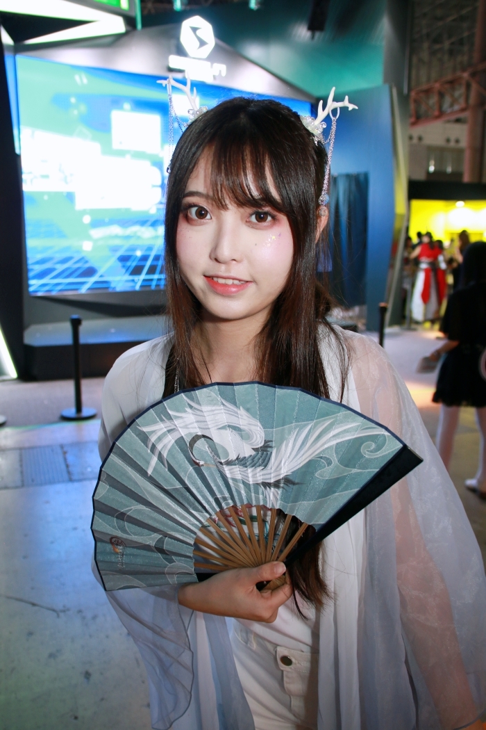 東京ゲームショウ2019（TGS2019）が開幕！ 美人コンパニオンさんの写真を一挙130枚お届け！-13