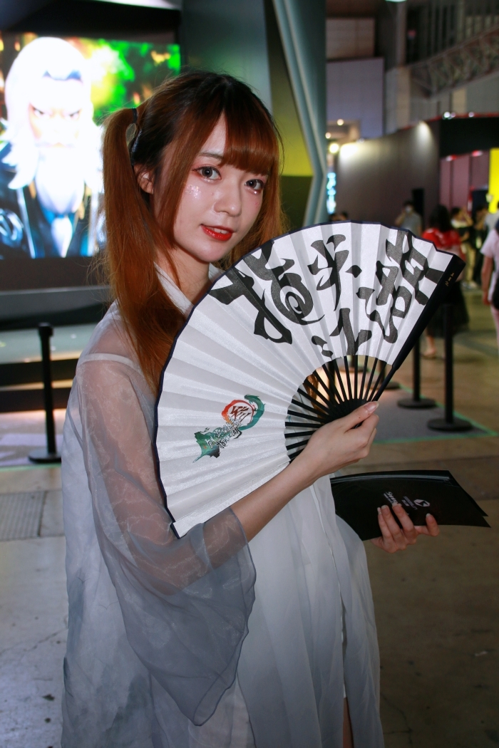 東京ゲームショウ2019（TGS2019）が開幕！ 美人コンパニオンさんの写真を一挙130枚お届け！-18