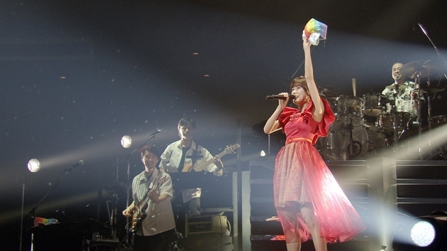 声優・水瀬いのりさん、最新ライブBD「Inori Minase LIVE TOUR Catch the Rainbow！」より、ライブ映像2曲をフル公開！-2