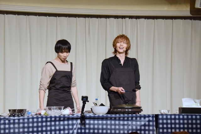染谷俊之さんと植田圭輔さんがホットケーキ作りにチャレンジ！　『たびメイト Season2』ファンミーティング【第1部】をレポート-18