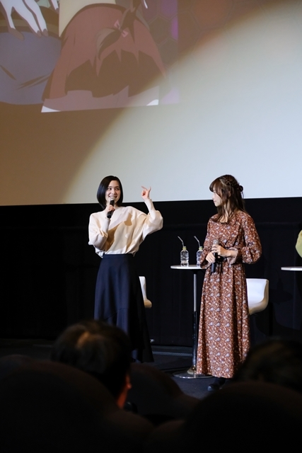 劇場版『巨蟲列島』声優のM・A・Oさん、立花理香さん、麻倉ももさんが初日舞台挨拶に登壇！　3人が語った「印象に残っているシーン」は……？-3