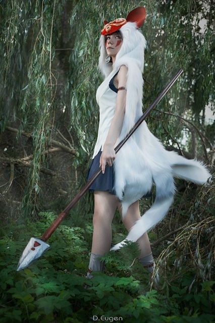 人気ジブリ映画『もののけ姫』犬神に育てられた少女・サンのコスプレ特集！自然の中で生きる美しいサンの姿をお届け-8