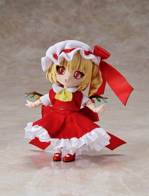 大人気『東方project』より、悪魔の妹「フランドール・スカーレット」のちびっこドールが登場！小さくても可愛さと少しの恐ろしさは健在です！【今なら425ポイント還元！】-2