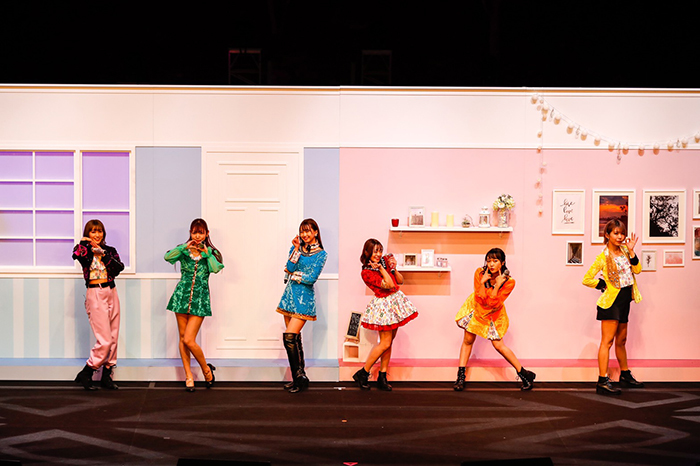 i☆Ris 8th Anniversary Live ～88888888～夜公演レポート！美しすぎる花火と最高の6人-8