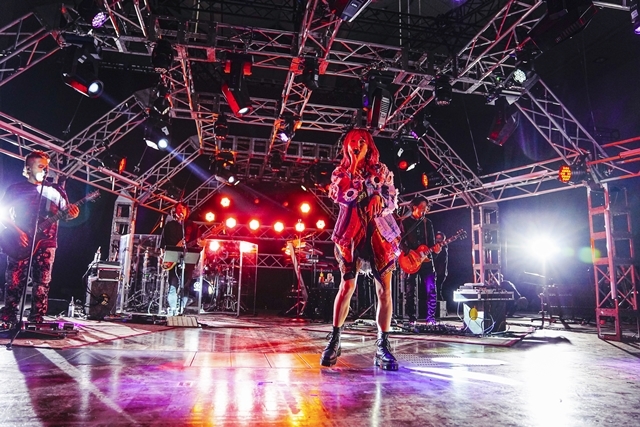 人気歌手・LiSAさん初のオンラインライブ「ONLiNE LEO-NiNE」の公式レポート到着！2021年1月13日にニューシングル「dawn」リリース決定