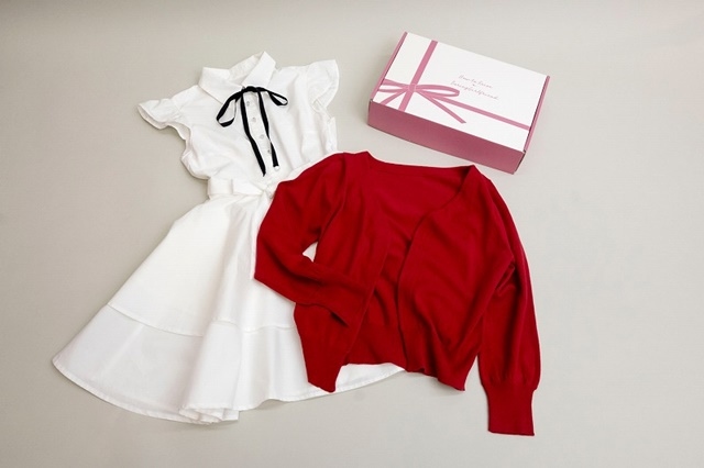 『冴えない彼女の育てかた』より、アパレル会社がリアルに再現した加藤恵のヒロイン服がアニメイト通販に登場！　より完璧にするアイテムセットも発売！