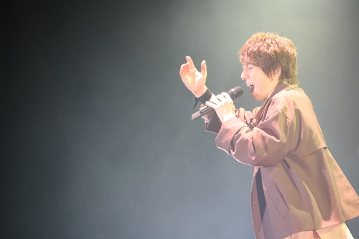 たくさんの“Thanks”で溢れた声優・羽多野渉さん初のアコースティックライブ「Wataru Hatano Live 2021 -Thanks-」夜公演をレポート！の画像-3