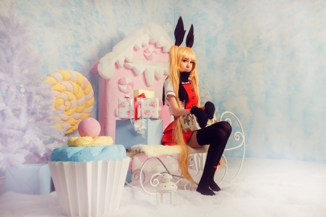 吸血鬼キャラの魅了されるコスプレ特集 物語 シリーズ キスショットなど アニメイトタイムズ