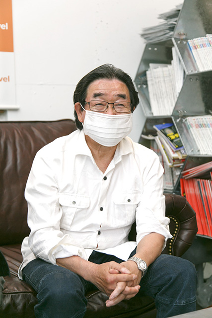 アニメ脚本家のレジェンド富田祐弘さんが、新作ゲーム小説『愛天使世紀ウェディングアップル』を執筆、どんな作品か聞いてきた！