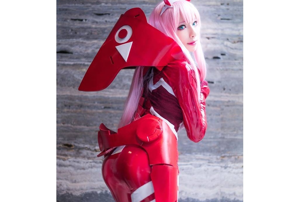 ロボットアニメの美しいキャラコスプレ特集|C.C.、アンジュ、ゼロツーなど
