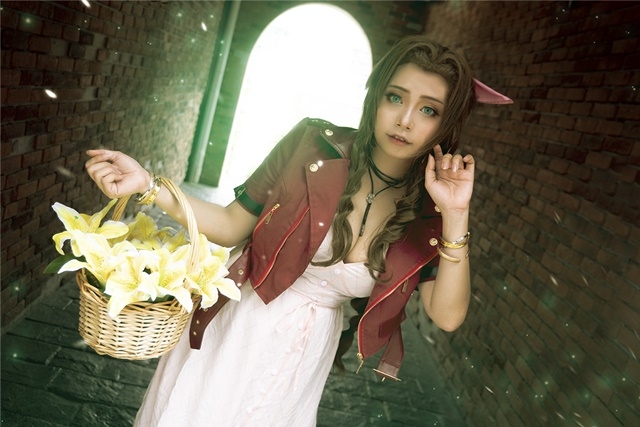 『ファイナルファンタジーVII』（FF7）コスプレ特集！ スラムに住む花売り美女 エアリス・ゲインズブールを再現の画像-2