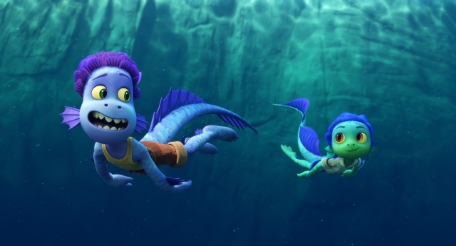 ディズニー＆ピクサー手掛けるアニメーション『あの夏のルカ』のデジタル配信がスタート！　ルカの生きる海の世界が美しく描かれた冒頭約9分のプレビュー映像公開