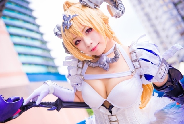 喜多村英梨の誕生日記念コスプレ特集│美樹さやか、ルシファーなど