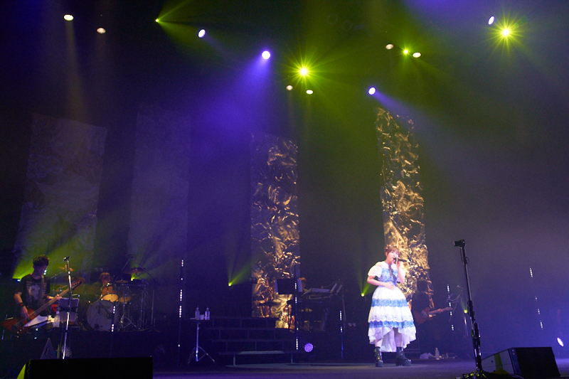 富田美憂さん、念願の1st ライブで13曲を熱唱　支えてくれた人たちに感謝の手紙を読み上げ涙をこぼす一幕も「私にとって一生忘れられない日になりました。みんな、愛してるよ」