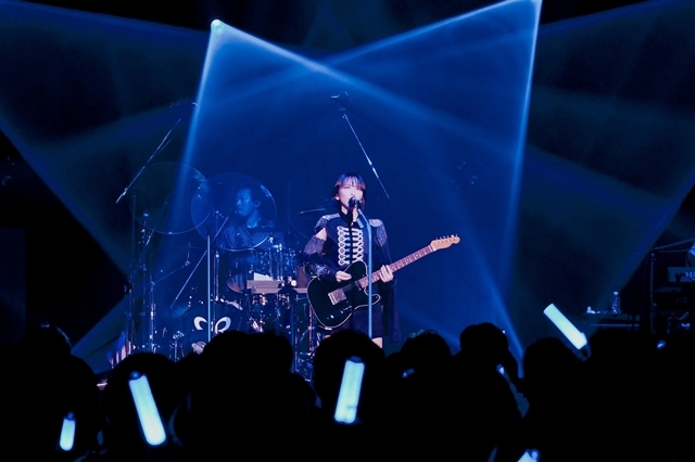 歌手・藍井エイルさん、ニューシングル発売記念「LIVE HOUSE TOUR 2022～PHOENIX PRAYER～」大阪公演を開催！　公式レポートでステージの模様を紹介