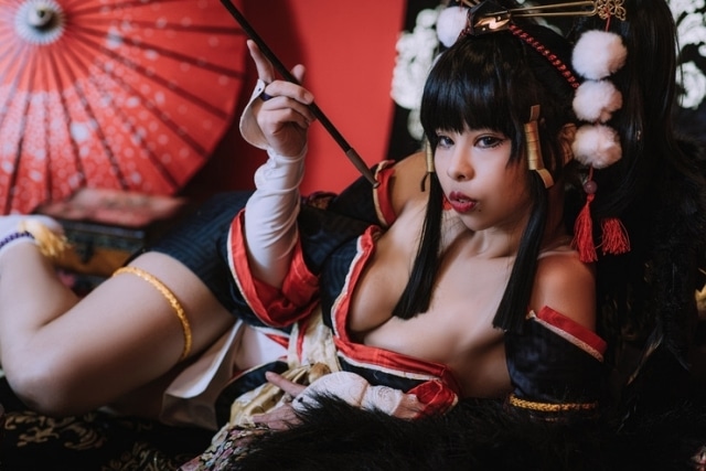 『DEAD OR ALIVE』女天狗コスプレ特集！ 美しくセクシーな写真をピックアップ