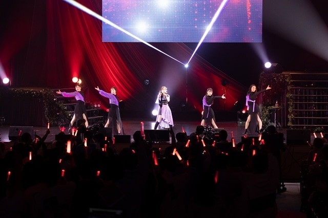 石原夏織 LIVE 2022「Starcast」supported by animelo mix「-Altair-」NIGHT公演レポート｜大人っぽさの増した歌声やダンスで世界観を表現-2