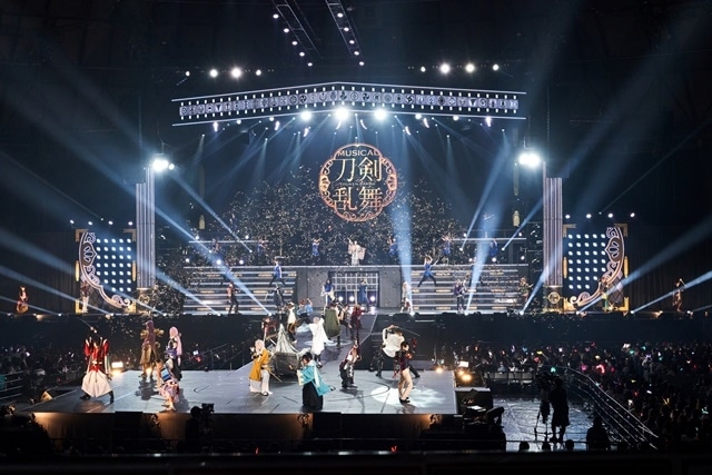 ミュージカル『刀剣乱舞』 ～真剣乱舞祭2022～が5月8日より開幕！　初日公演の舞台写真が公開！