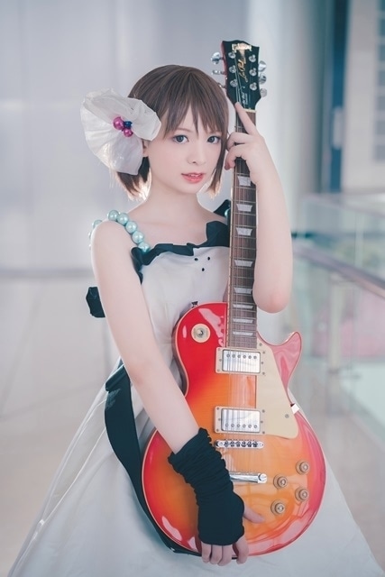 『けいおん！』キャラクターコスプレ特集！　主人公・平沢唯、サイドギター担当・中野梓らギタリスト2人のキュートな姿をお届け