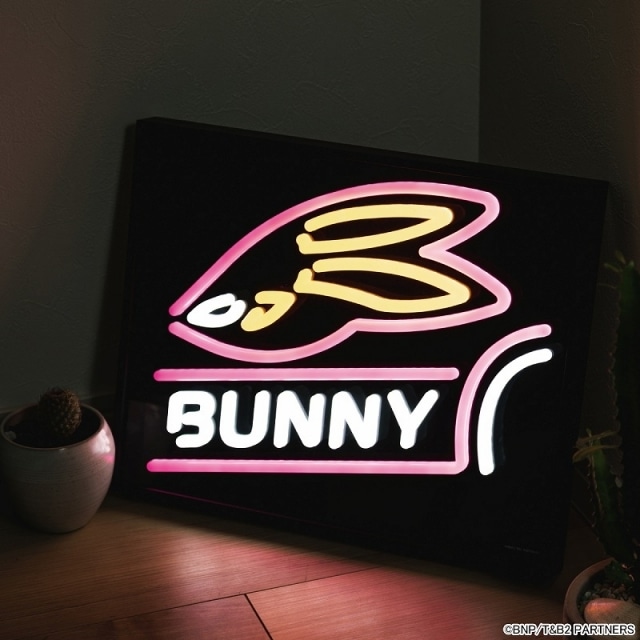 『TIGER & BUNNY 2』より、ワイルドタイガーとバーナビーをイメージしたコラボインテリアがアニメイト通販に登場！-15