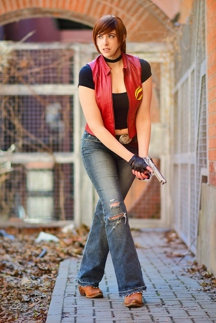 人気ゲーム『バイオハザード』シリーズ女性キャラクターのコスプレ特集！　クレア・レッドフィールド、エイダ・ウォンの可憐な写真をピックアップの画像-1