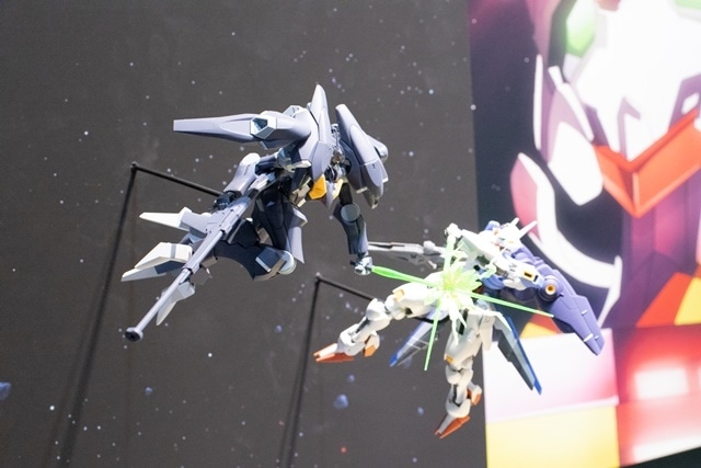 「機動戦士ガンダム 水星の魔女EXPO」フォトレポート｜2m大の「ガンダム・エアリアル（改修型）立像」や、名シーンを再現した迫力満点のジオラマなど見どころ満載！