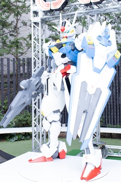 「機動戦士ガンダム 水星の魔女EXPO」フォトレポート｜2m大の「ガンダム・エアリアル（改修型）立像」や、名シーンを再現した迫力満点のジオラマなど見どころ満載！