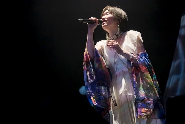 田所あずささんの有観客ワンマンライブ「AZUSA TADOKORO LIVE 2023～Private Room～」公式レポートが到着