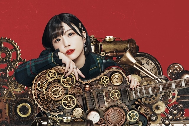 愛美さんのニューシングル「HELP」が10月25日（水）に発売決定！　ジャケットや新たなアーティスト写真、リリースイベント情報が公開の画像-1