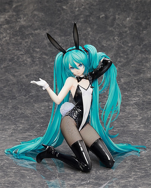 三目YYB氏描き下ろしの、バニースタイル「初音ミク」のフィギュアが登場！　アニメイト通販にて予約受付中!!の画像-1