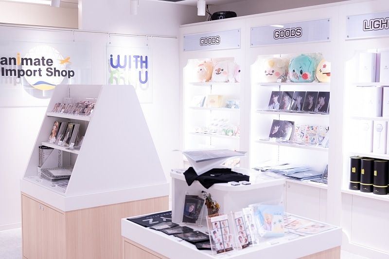 K-POPアイドルのCDやグッズが楽しめる「animate Import Shop」がついにグランドオープン！ 店内の様子をいち早くレポートします！