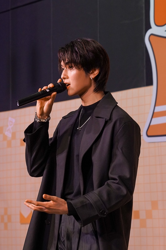 2ページ目：タイドラマの人気俳優・JOONGとDUNKの独占