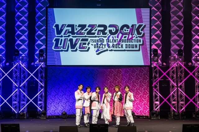 ライブ初披露曲を含めたバラエティ豊かなセットリストで大盛り上がり！　VAZZY＆ROCK DOWNの12人が紡ぐ一つひとつの絆の力を歌に込めた「VAZZROCK LIVE 2024」昼公演レポート