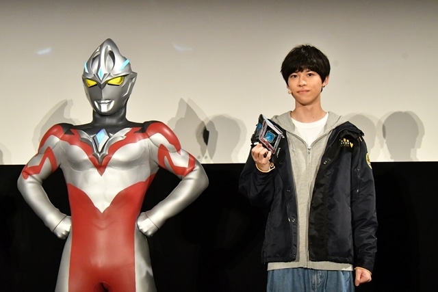 『ウルトラマンアーク』プレミア発表会に戸塚有輝さんらキャスト陣・メイン監督・テーマソングアーティスト登壇！　ウルトラマンアークの声は萩原聖人さんが担当の画像-13