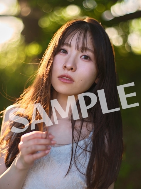 遠野ひかるさんの1st写真集のタイトルが「ハツヨイ」に決定！　表紙カット＆特典の画像が解禁