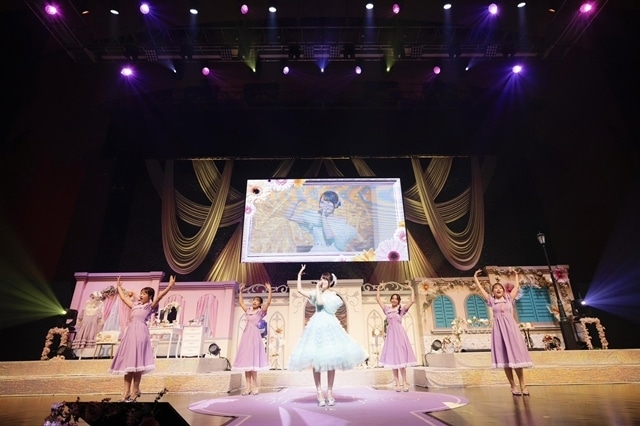 『小倉 唯 LIVE TOUR 2024 〜Bloomy × Meet you！〜』ファイナル公演の公式レポート到着！　“絵本から出てきた女の子”といった世界観でライブは展開-2