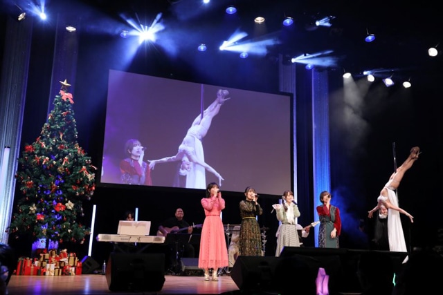 チーム“ギャラクシープリンセス”のメンバー集合！　トーク＆ライブイベント「ポールプリンセス!! Xmas party ～with GALAXY PRINCESS～」夜公演レポート-9