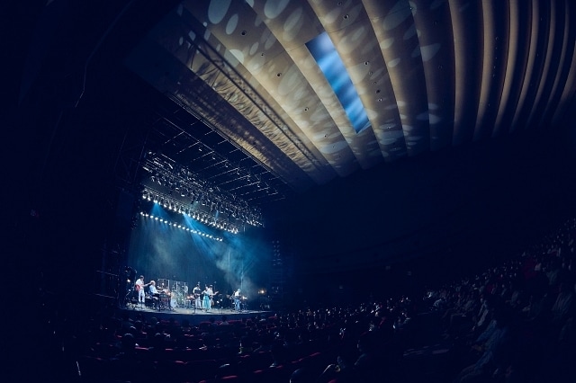 音楽と物語の力を実感した14年――「fhánaの音楽がみんなの生活と共にあったら」の想いを込めて19曲を披露した「fhána 5th Album Tour 2024-2025」東京公演レポート-8