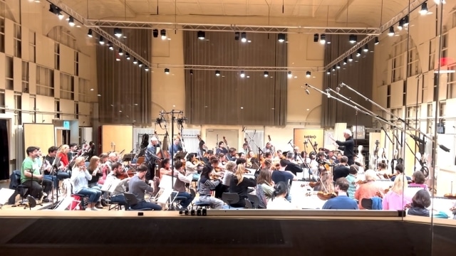 Pokémon Day2025 記念アニメーション『カイリューとゆうびんやさん』公開！　ハナ役・福本莉子さんとカイリューの2ショット写真が到着-3