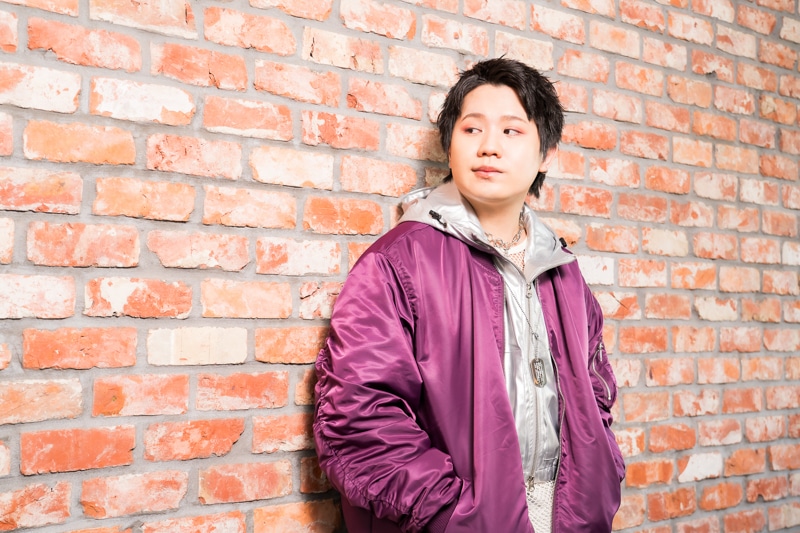 映画『ヒプノシスマイク -Division Rap Battle-』ナゴヤ・ディビジョン“Bad Ass Temple” 波羅夷 空却役・葉山翔太さん＆四十物 十四役・榊原優希さん＆天国 獄役・竹内栄治さん インタビュー｜キャラクターとキャストがリンクしている部分は“仲良く喧嘩してる”ところ-11